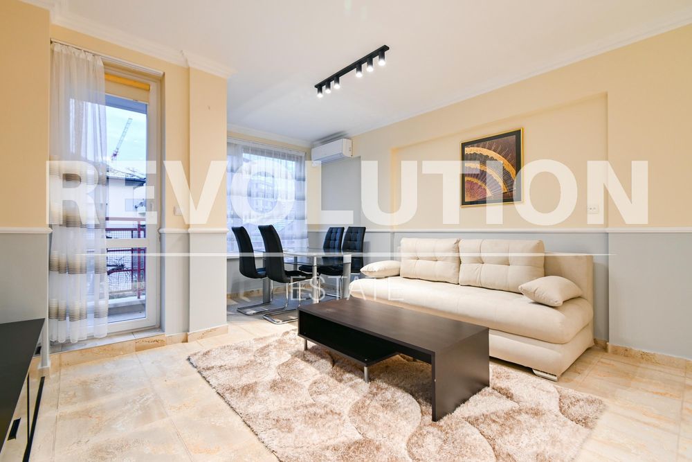 Дава се под наем Тристаен апартамент в София, Хладилника - 96 кв.м за 900 € - Снимка #2