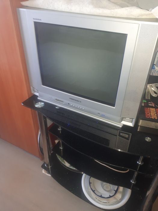 Подставка под телевизора