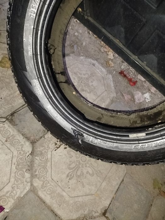 Продам шины 185/60/15 Pirelli