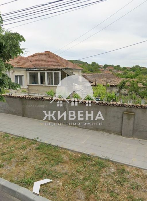 Къща в кв. Повеляново, гр.Девня, площ 100 кв.м