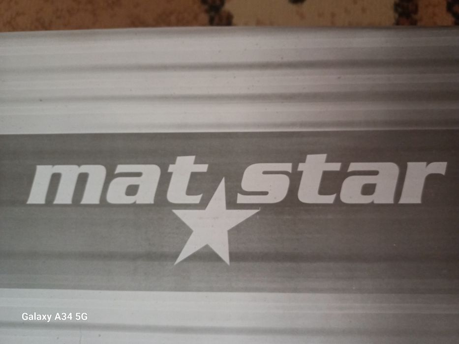 Продавам мъжки обувки.