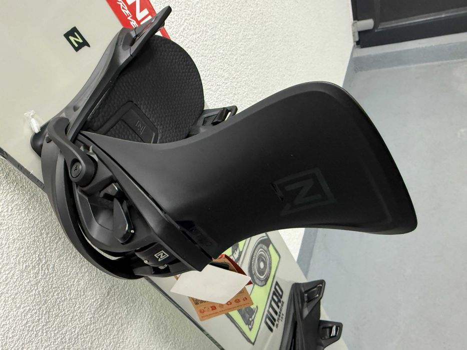 placa noua snowboard nitro alternator L154cm