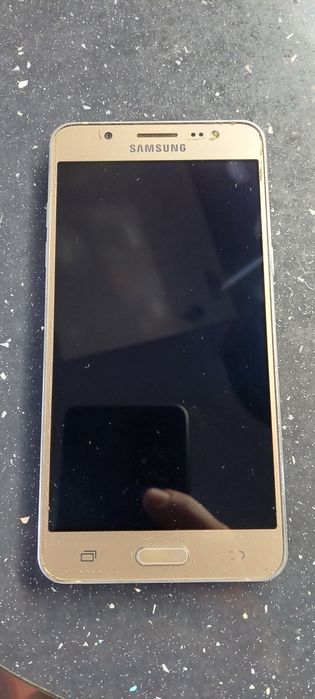 Телефон SAMSUNG.