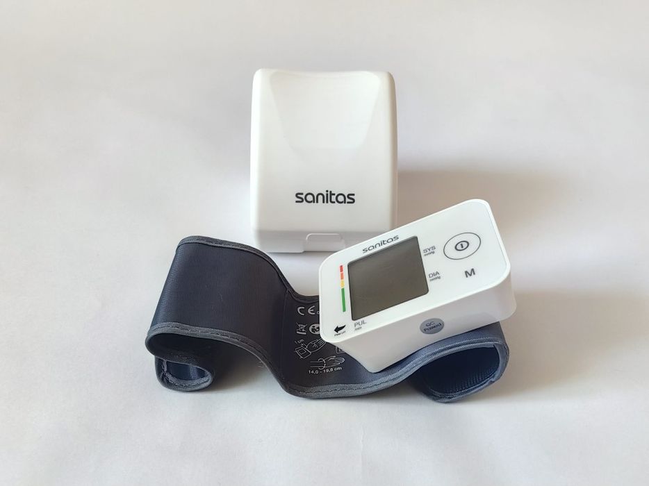 Tensiometru automat de incheietura Sanitas