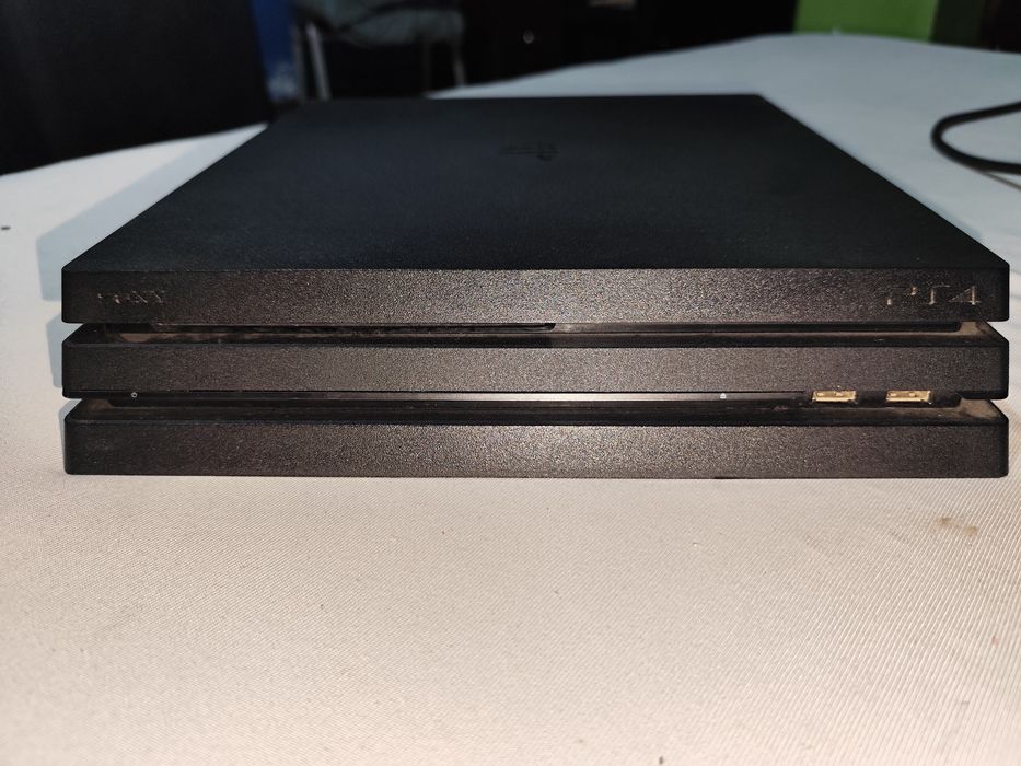 Playstation 4 ,maneta,jocuri cadou