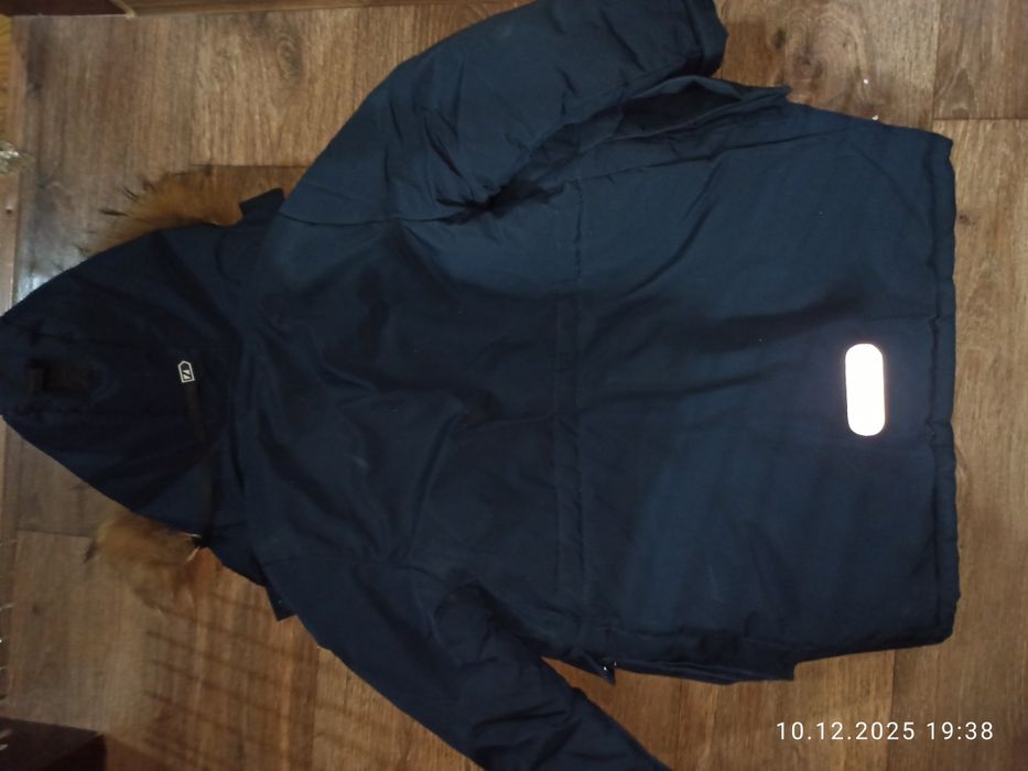 Теплая детская куртка на 8-10 лет