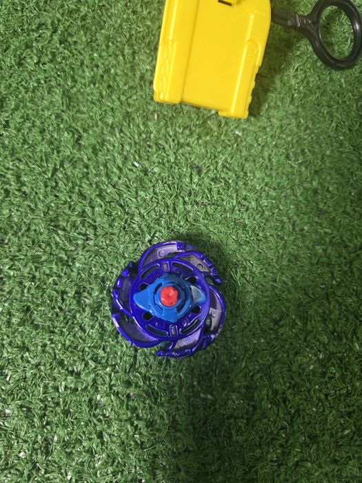 Beyblade takara tomy