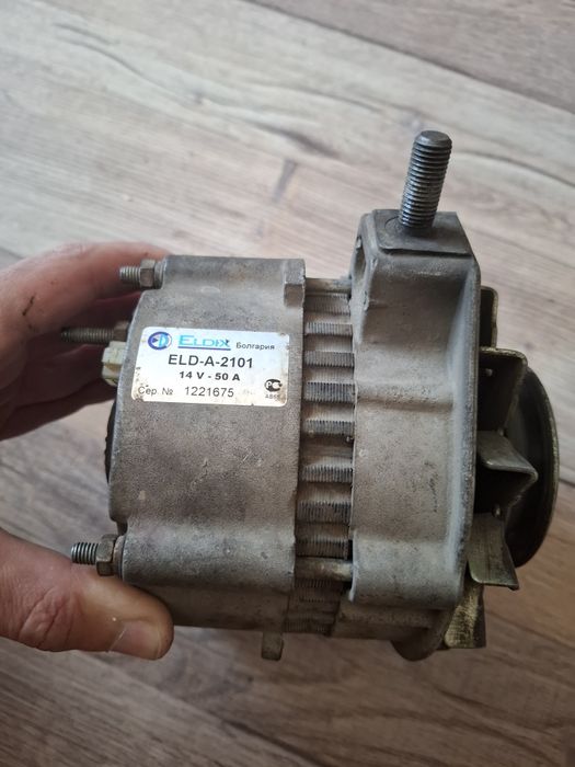 Продам жигулёвский генератор