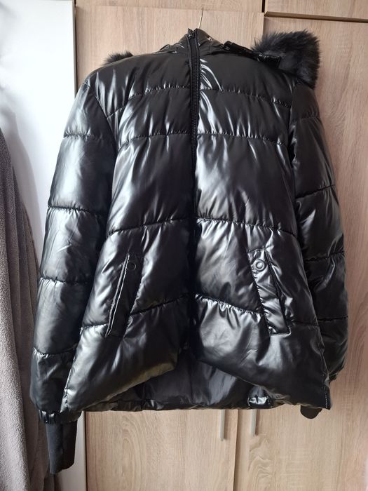 Дамско черно яке