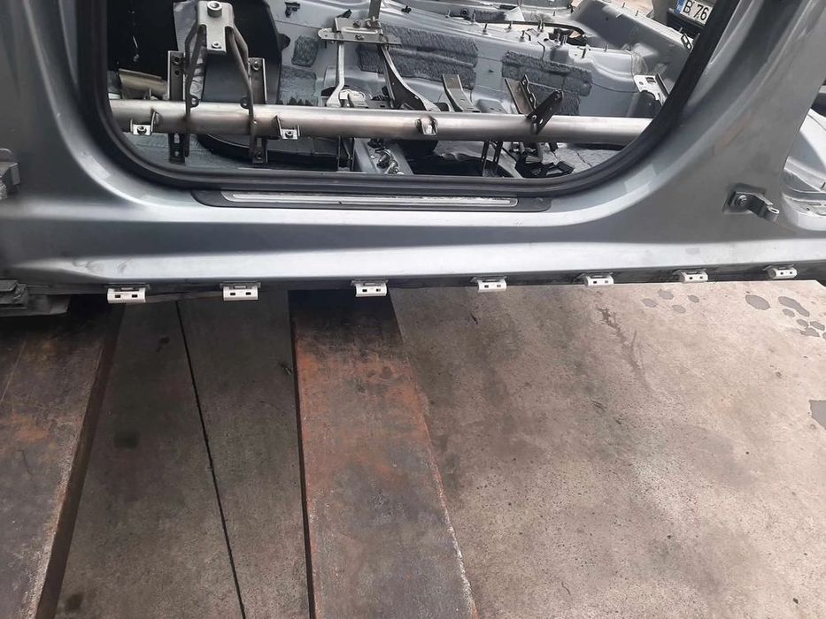 prag stanga audi a6 c7 4g 2013