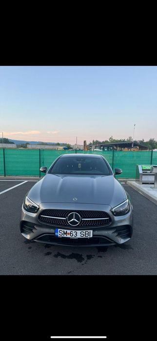 Mercedes-Benz E