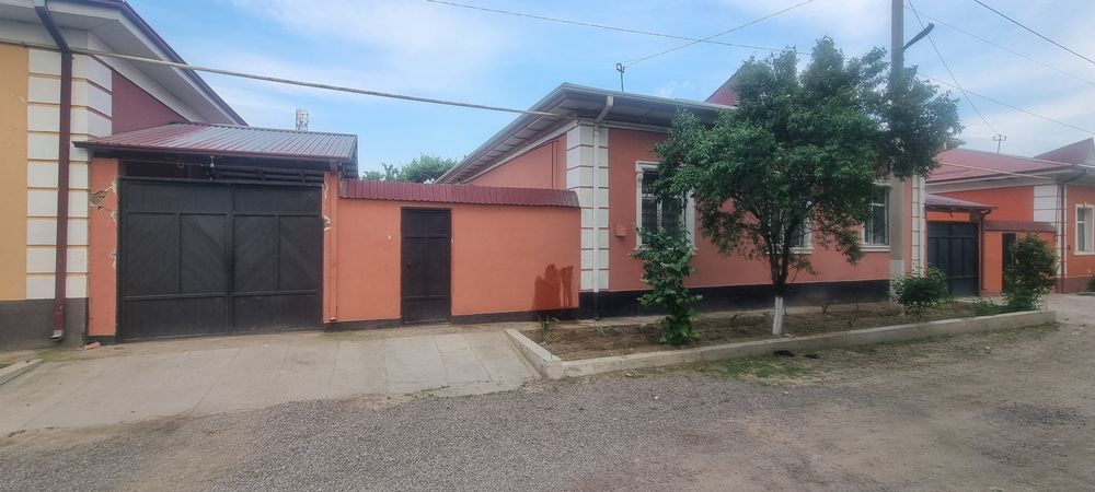 Зудликда Поп тумани Поп МФЙ худудида қурилган коттежлар сотилади