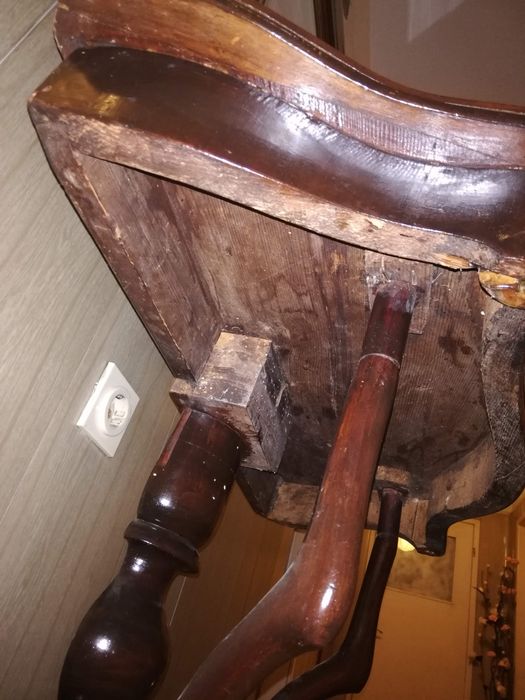 Старинна маса с огледало