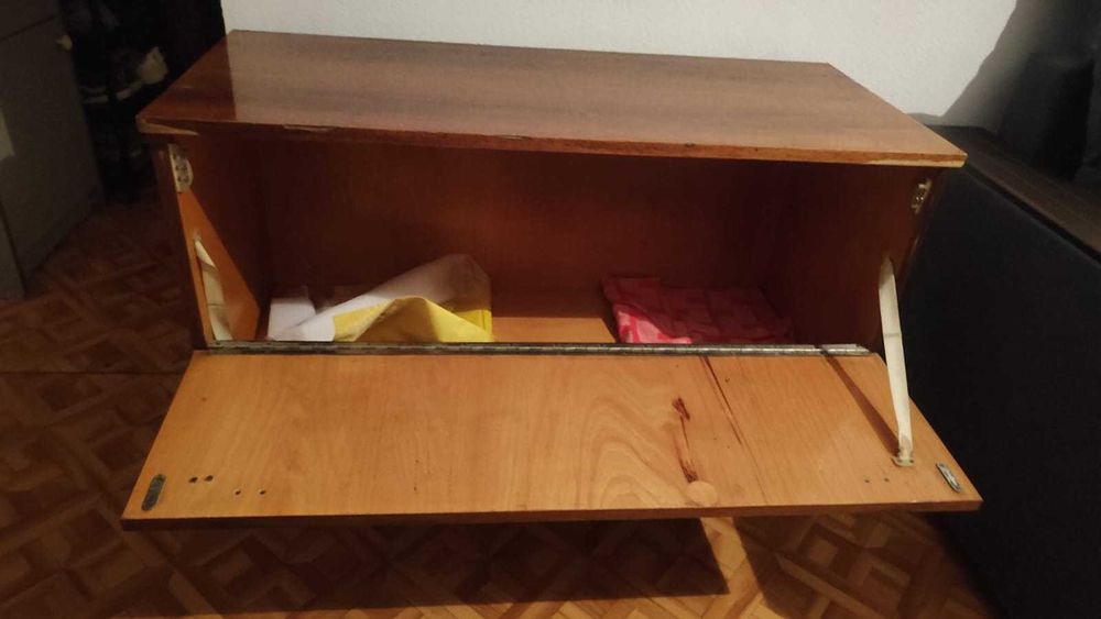 продается тумба для белья