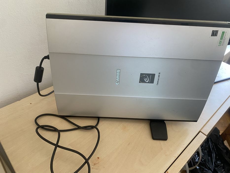 Scanner Canon Lide 90