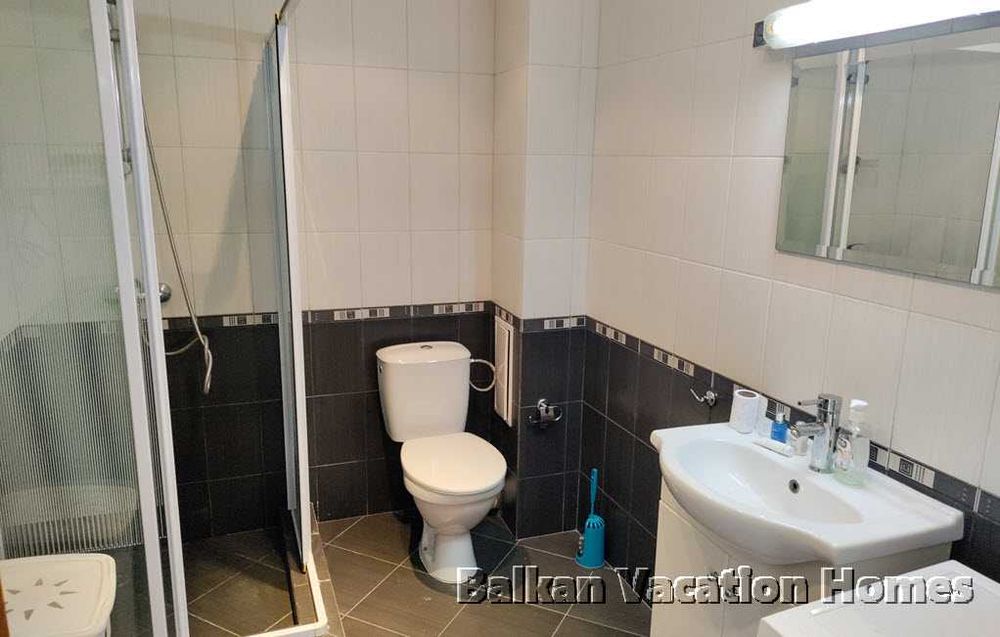 Тристаен апартамент с невероятна морска панорама в Бяла