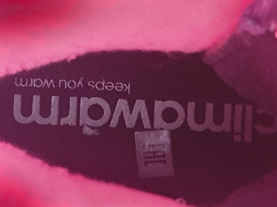 Ботинки Adidas фирменный