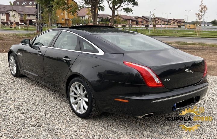 Far dreapta complet Xenon AW9313W029DD Jaguar XJ X351 [2009 - 2015]