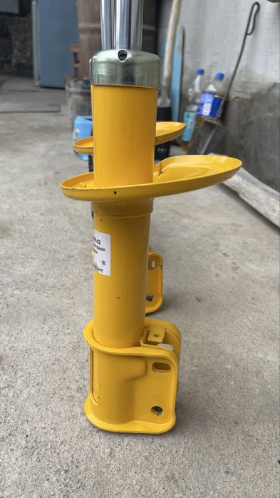 Амортизаторы новые для ларгуса