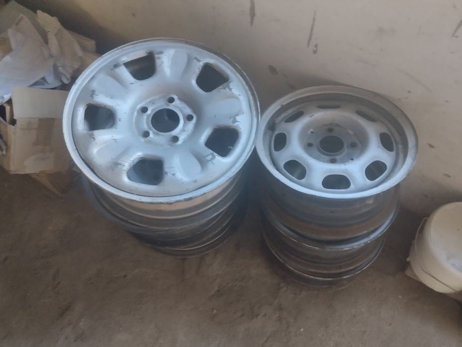 Продам диски комплект R16-R13