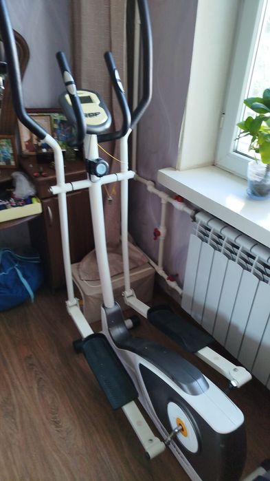 Продам велотренажер
