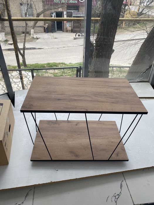 Журнальный стол продам