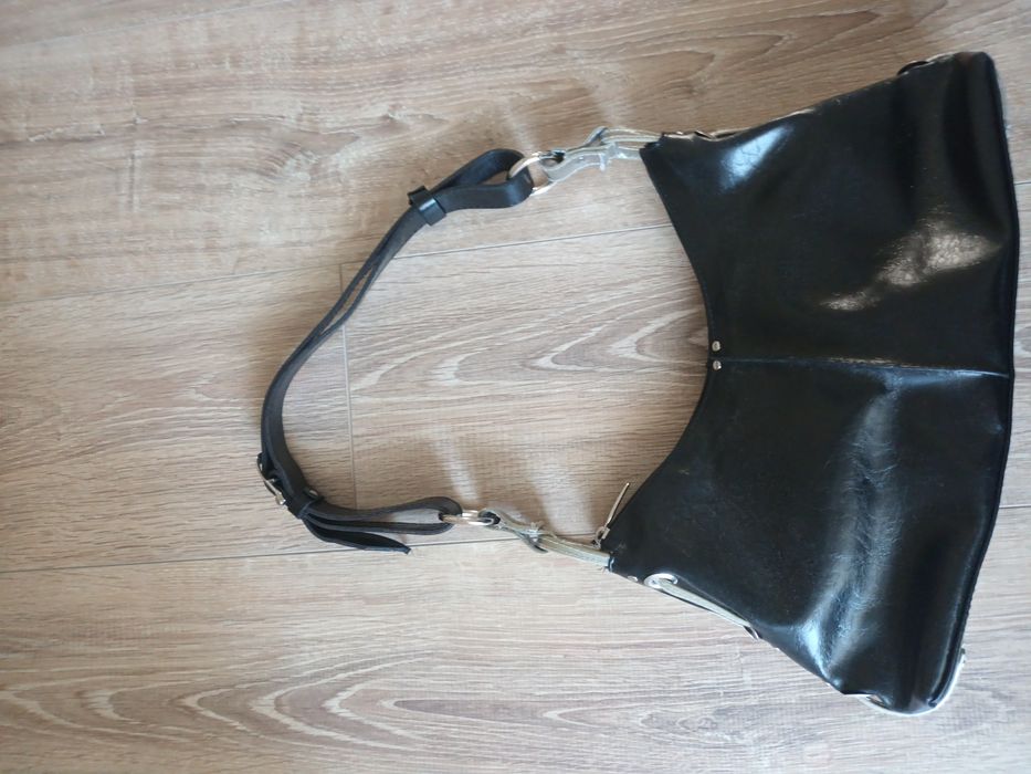 Черна чанта чантичка