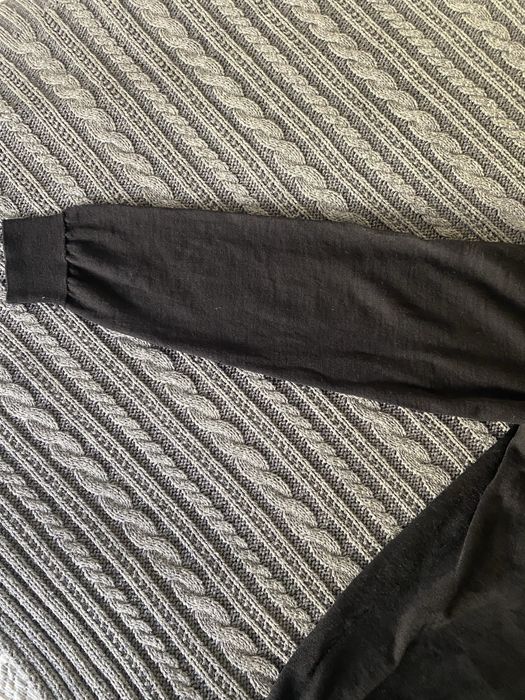 Hugo Boss пуловер от меринова вълна (мъжки, L размер)