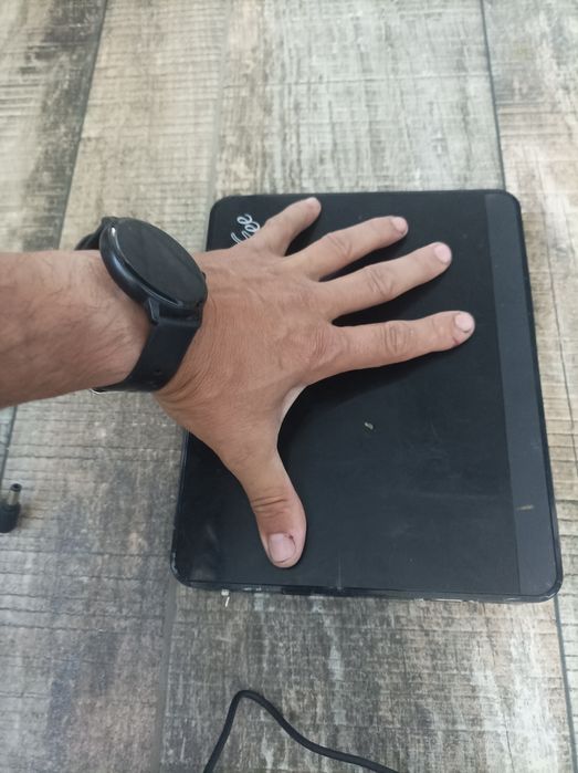 Mini PC ideal pentru birou