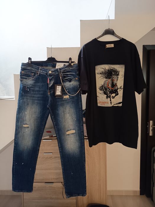 Compleu pentru bărbați tricou și blugi