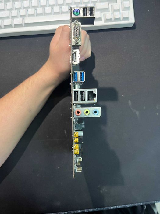 Материнская плата GIGABYTE H310M S2