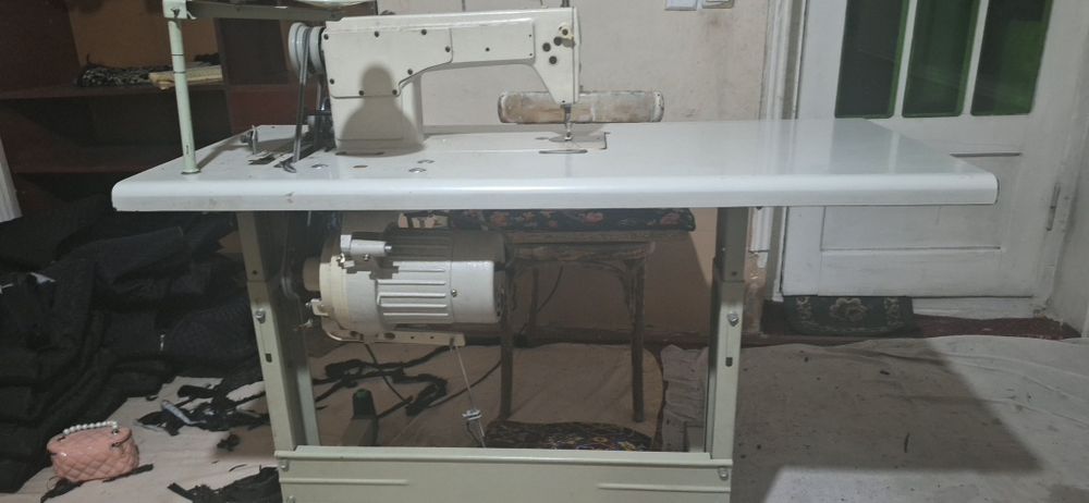 Tiku moshinasi  sotiladi