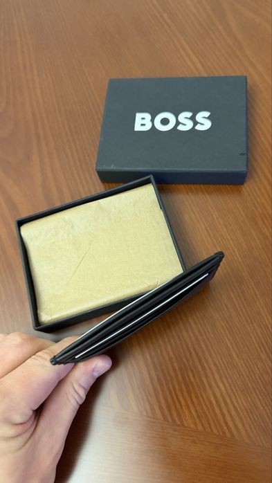 Картхолдер BOSS оригинал
