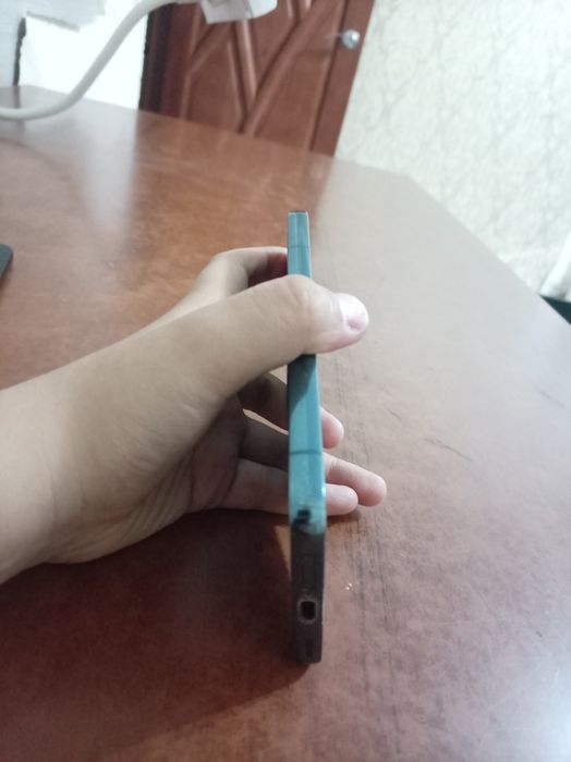 Samsung s22 256/8