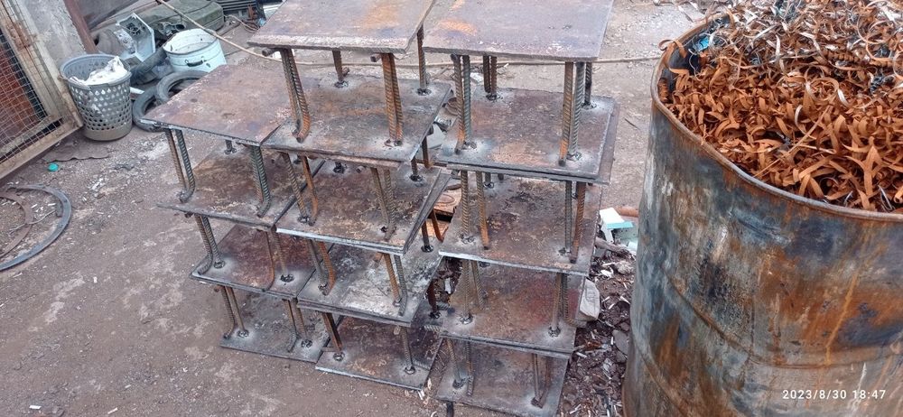 Продается закладные изделия для строительства.