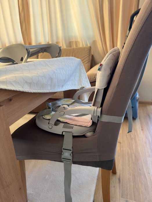 Сгъваемо и преносимо детско столче за хранене Cam