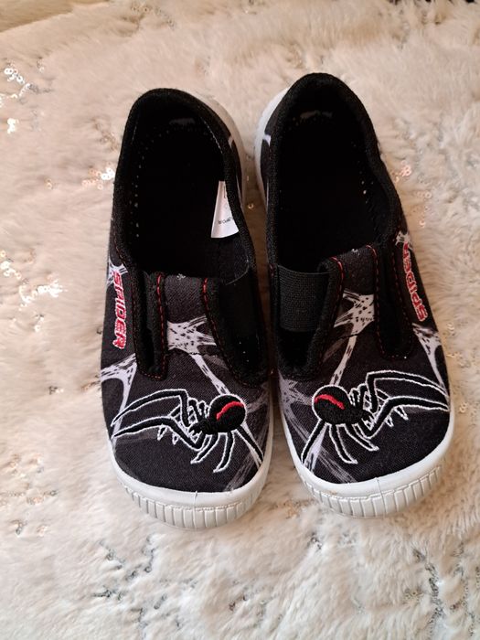 Cizme,teniși copii  mărimea 26/27,28