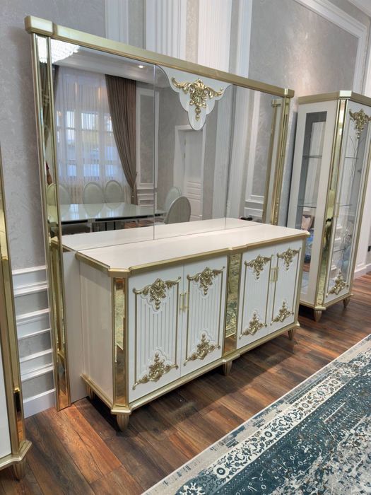 Пенал Камод.