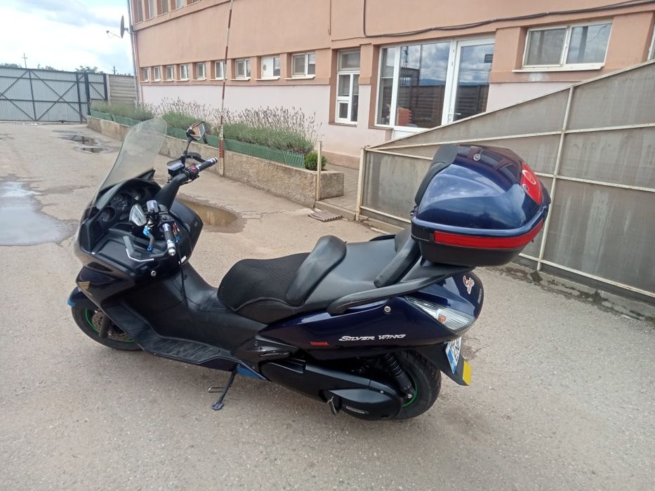 Honda silver wuing 400