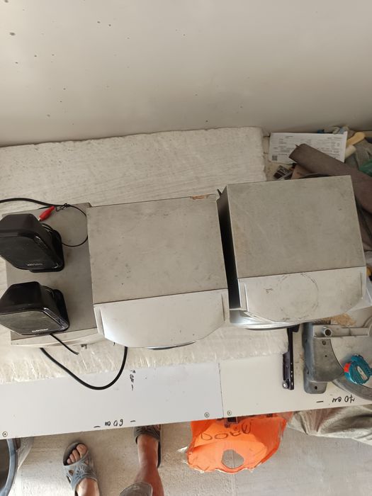 Продам сабвуфер с колонками