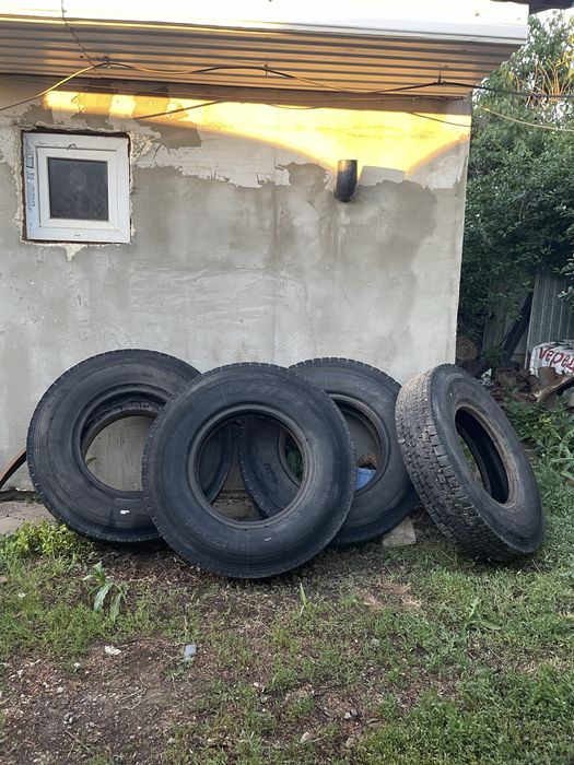 Продам колеса 9.00 R20