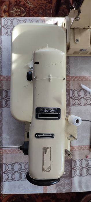 Швейная машина б. у.