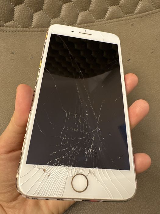 iPhone 7 plus в хорошем состоянии