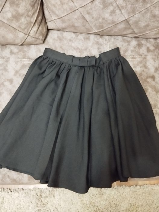 Продам юбки на девушку