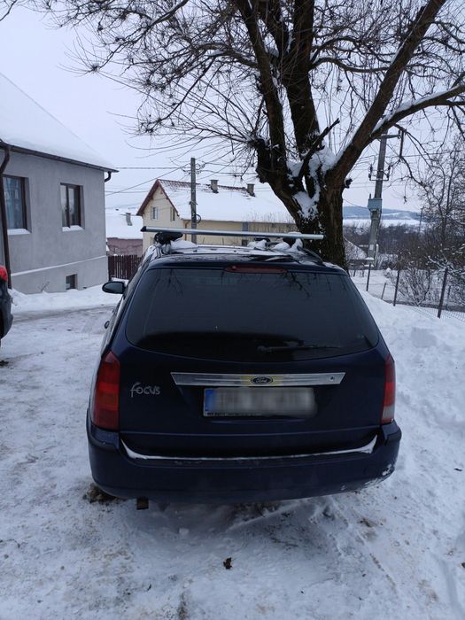 Vând Ford focus 1.8 tdi