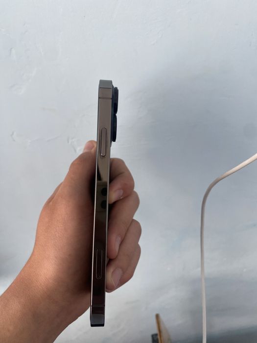 Iphone xr 14 pro korpusda