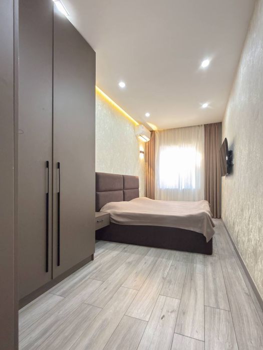 2/2/4 2х6 Кирпич Буюк Ипак Йули Максим Горький метро Бий 55м2