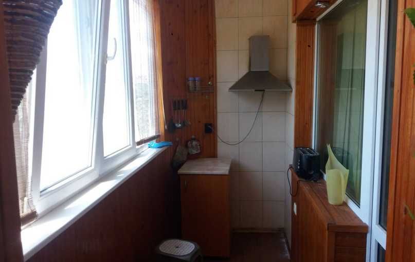 Дава се под наем Двустаен апартамент в Бургас, Меден рудник - зона А - 65 кв.м за 500 € - Снимка #3