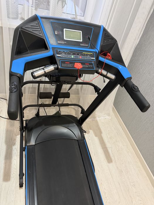 Продам беговую дорожку