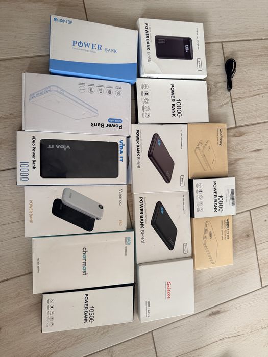 Baterii externe. Diferite dimensiuni